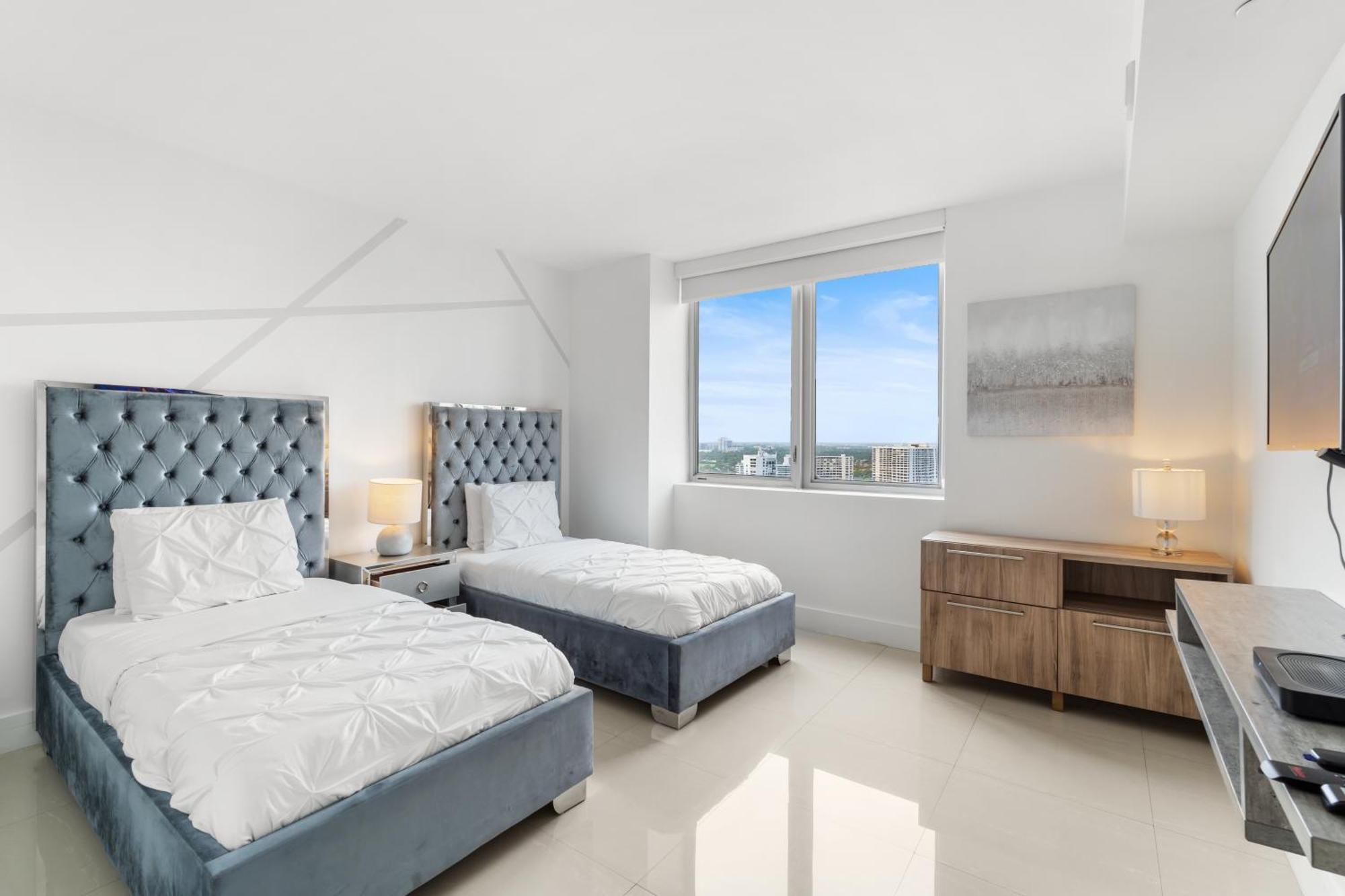 Beachwalk Resort - Vip Tower - Oceanview Unit 3 Bedroom & 3 Bathroom Hallandale Beach Extérieur photo
